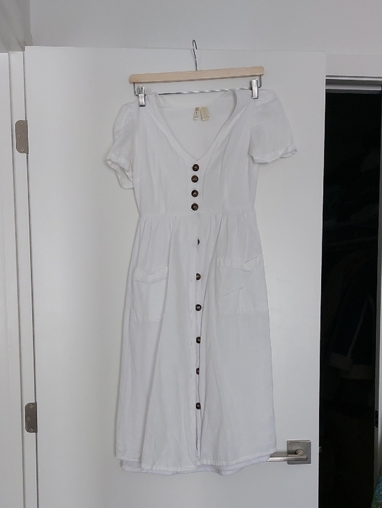 Japna Dresses & Skirts - Japna White Button-Front Midi Dress with Puff Sleeves